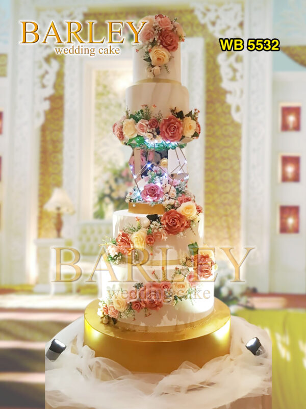 Kue Pernikahan (Wedding Cake) Tier 6 - #2