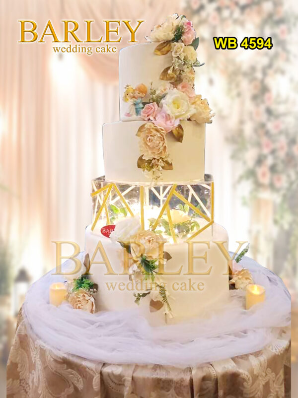 Kue Pernikahan (Wedding Cake) Tier 4 - #1