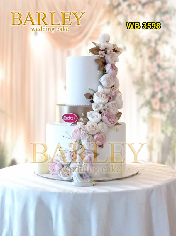 Kue Pernikahan (Wedding Cake) Tier 3 - #5