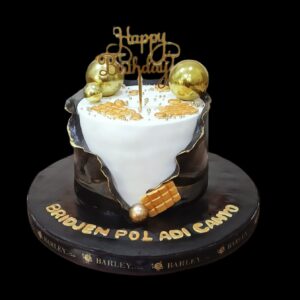 Artisan Cake