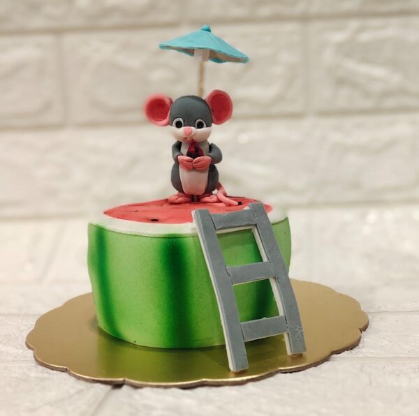 Kue ultah karakter tikus