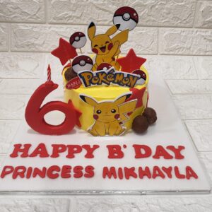 Pokemon Cake