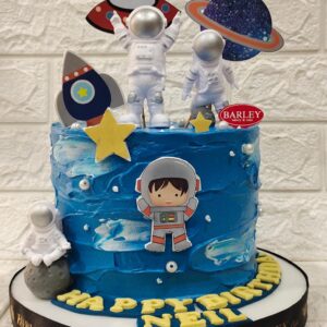 Astronot Cake