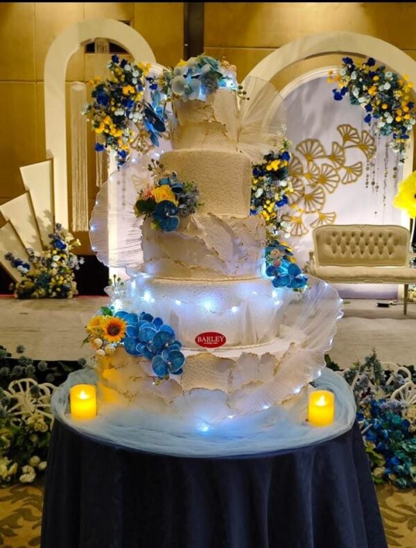Korean wedding cake