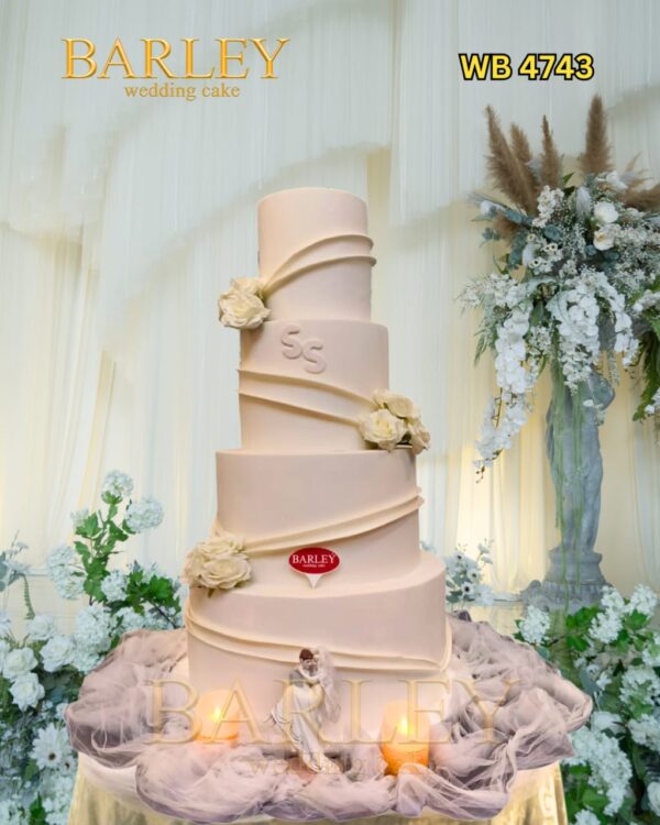 Kue 4 tiers